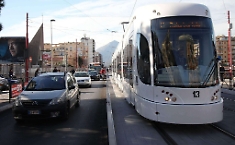 Tram, le nuove tratte si &ldquo;salvano&rdquo;, ma adesso si allontana il ponte sull&rsquo;Oreto