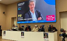 La Sicilia tra memoria, ironia e impegno politico: Pif incontra gli studenti a Palermo (video)