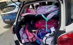 Quattordici bambini stipati in una Fiat 500L: scoperto a Palermo lo &laquo;scuolabus&raquo; abusivo