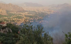 Incendi nel Palermitano: 33 roghi domati, intervento coordinato a Molinazzo con due elicotteri