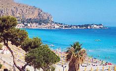 Mondello, piano in aula entro fine marzo: si punta a concessioni provvisorie, ma l&rsquo;opposizione: &laquo;Il sindaco dica come affronter&agrave; il caos&raquo;