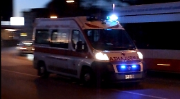 Si ferma per soccorrere feriti, ma è travolto e ucciso da un'auto lungo al A20