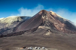 Fase2, Nicolosi riparte con visite sull'Etna