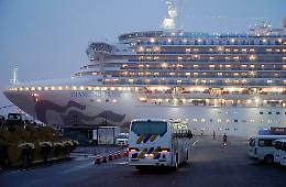 Coronavirus, ponte aereo per italiani in crociera: attesa per i 5 pozzallesi