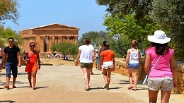 Coronavirus, Turismo: tenersi pronti a ripartire con una strategia efficace