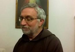 Coronavirus, mons. Peri: «Io, guarito dal Covid, dico ai negazionisti che sbagliano»