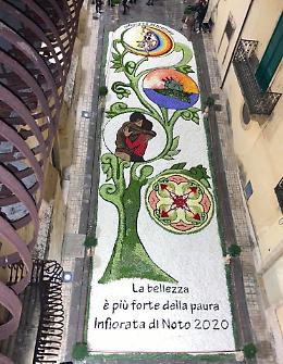 L'Infiorata di Noto quest'anno &egrave; social: ecco dove potete seguirla