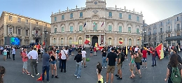 Catania: no all'assessorato alla cultura alla Lega, centinaia in piazza