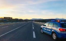 Trasportava alimenti dentro un furgone senza frigo: denunciato