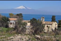 L'Etna vista dal santuario dell'Adonai di Brucoli (Sr)