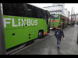 Pullman Flixbus bloccato in Calabria
con a bordo 120 passeggeri siciliani
«Autisti hanno superato il monte ore»