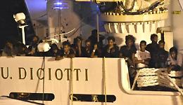 «Siamo innocenti», presunti scafisti sbarco Diciotti interrogati a Messina
