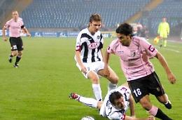 Calcio, l'argentino Mario Alberto Santana torna al Palermo dopo 13 anni
