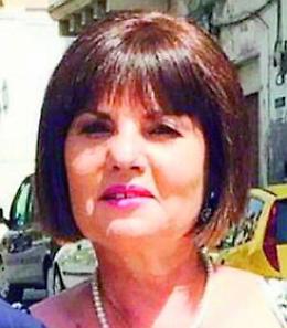 Rischia di soffocare per una caramella
salvato da docente che poi si sente male