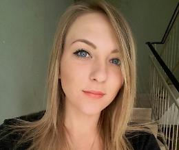 Parigi, "Angela non perderà la gamba"
La Sicilia ha pregato e fatto tifo per lei