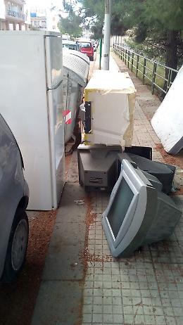 Caltanissetta: aumentano i rifiuti elettronici e nessuno li ritira