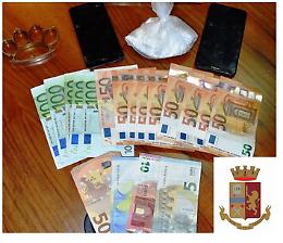 Pusher in trasferta a Niscemi:
due arrestati ed un denunciato