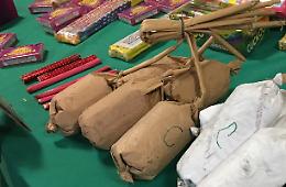 Vendeva fuochi d'artificio su Fb: arrestato palermitano 36enne