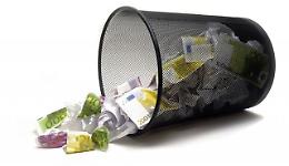 Basta sprechi, ultimatum della Regione a Comuni ed ex province: «Stop ai fondi a chi non si adegua»