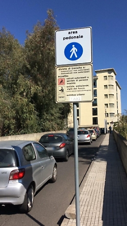 Cimitero di Catania: "Dove sono i Vigili?"
