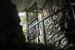 Il “mondo fermo” sotto Catania: quel che ci fu prima dei Greci, la grotta Petralia