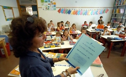Torna l'educazione civica a scuola e spariscono le note alle Elementari