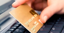 Venti persone denunciate da Enna per truffe on line