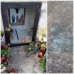 Vandali in azione al pozzo di Gesù