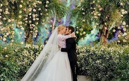 Ferragnez, il sì più social dell'anno pronunciato al tramonto e con fuochi d'artificio