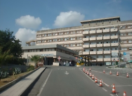 Falsi tumori per giustificare interventi di estetica: tre medici arrestati