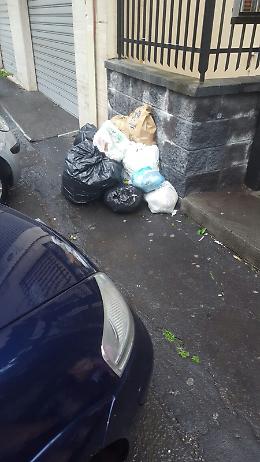 Catania, indifferenziata non ritirata in via Patanè