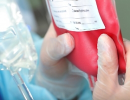 Decise trasfusione per paziente testimone di Geova: medico condannato