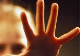 Festini gay, sacerdote associazione Meter convocato in Procura a Napoli