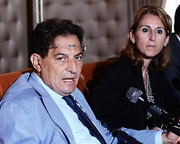 Crocetta assume l&rsquo;interim della Sanit&agrave; e nomina comitato di saggi