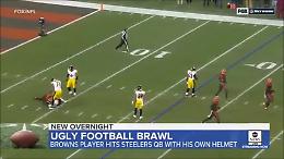 Nfl, mega rissa tra Browns e Steeler e giocatore colpisce col casco un avversario