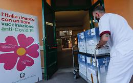 Sicilia, rinunce AstraZeneca fino al 70%: «Ma vaccineremo tutti entro il 31 agosto»