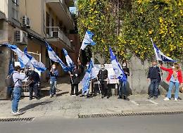 Catania, protesta all'ex Istituto musicale Bellini: in 16 chiedono reintegro