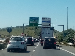 Catania: lavori per nuovi pannelli, code chilometriche in Tangenziale