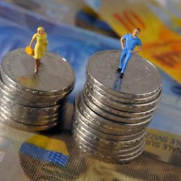Primo ok alla parità salariale, si tratta ancora sullo stop ai licenziamenti