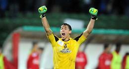 Il Catania si blinda tra i pali e acquista il terzo portiere di questa sessione di mercato