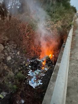 Siracusa: Fanusa, la nuova terra dei fuochi