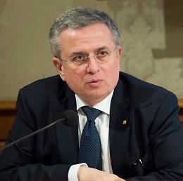 L'allarme di Federfarma per aumento tamponi "fai da te": «Non sono tracciabili»