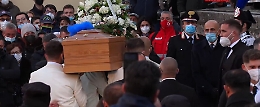 A Ravanusa l'addio alle nove vittime dell'esplosione: funerali di Stato in piazza
