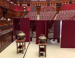 Si vota per il presidente della Repubblica: il primo ad esprimersi è stato Umberto Bossi