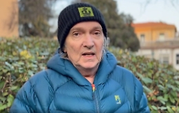 Red Canzian, primo video social dall'ospedale: &laquo;Ho avuto una cosa molta brutta&raquo;