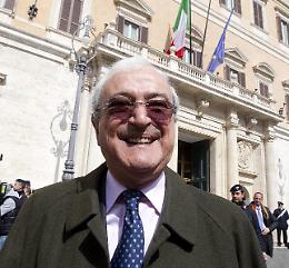 Morto ex ministro ed economista Antonio Martino: &egrave; stato la tessera n. 2 di Forza Italia