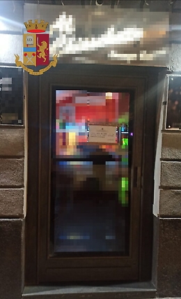 Pub adibito a discoteca e assembramenti in un chiosco: multe e chiusure per attività