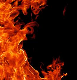 Ancora un'auto in fiamme a Gela: è toccato ad un consigliere comunale