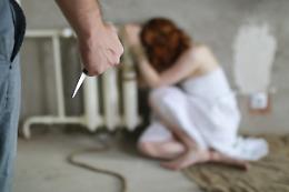 Omicidi in calo in Italia, ma non quelli che hanno le donne come vittime