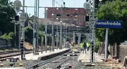 Uomo travolto e ucciso da un treno a Fiumefreddo: era un ex ferroviere in pensione